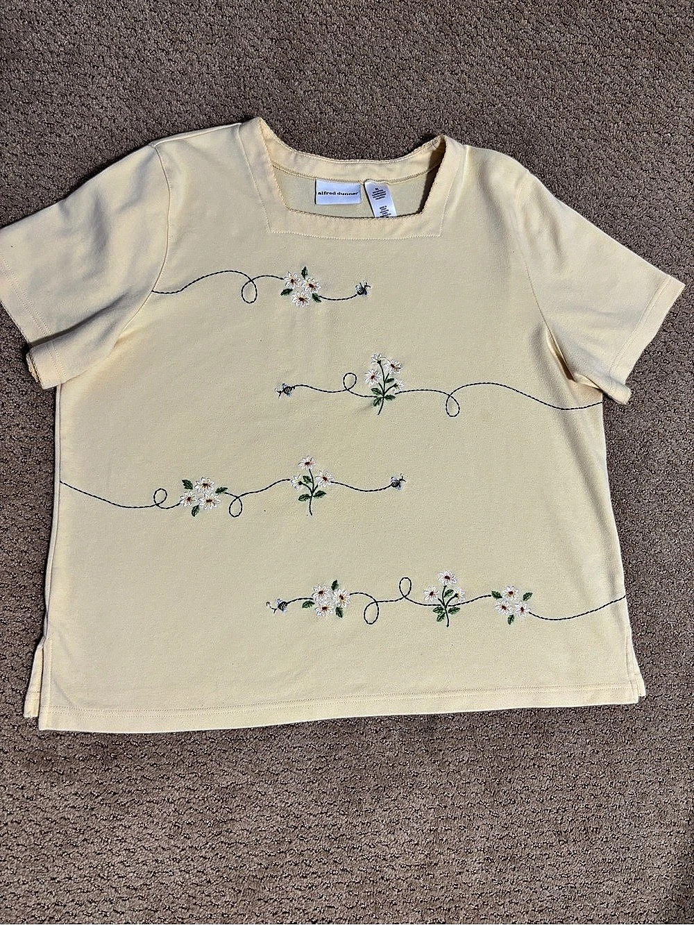 Alfred Dunner Embroidered Short Sleeve Top in Yellow Size XL